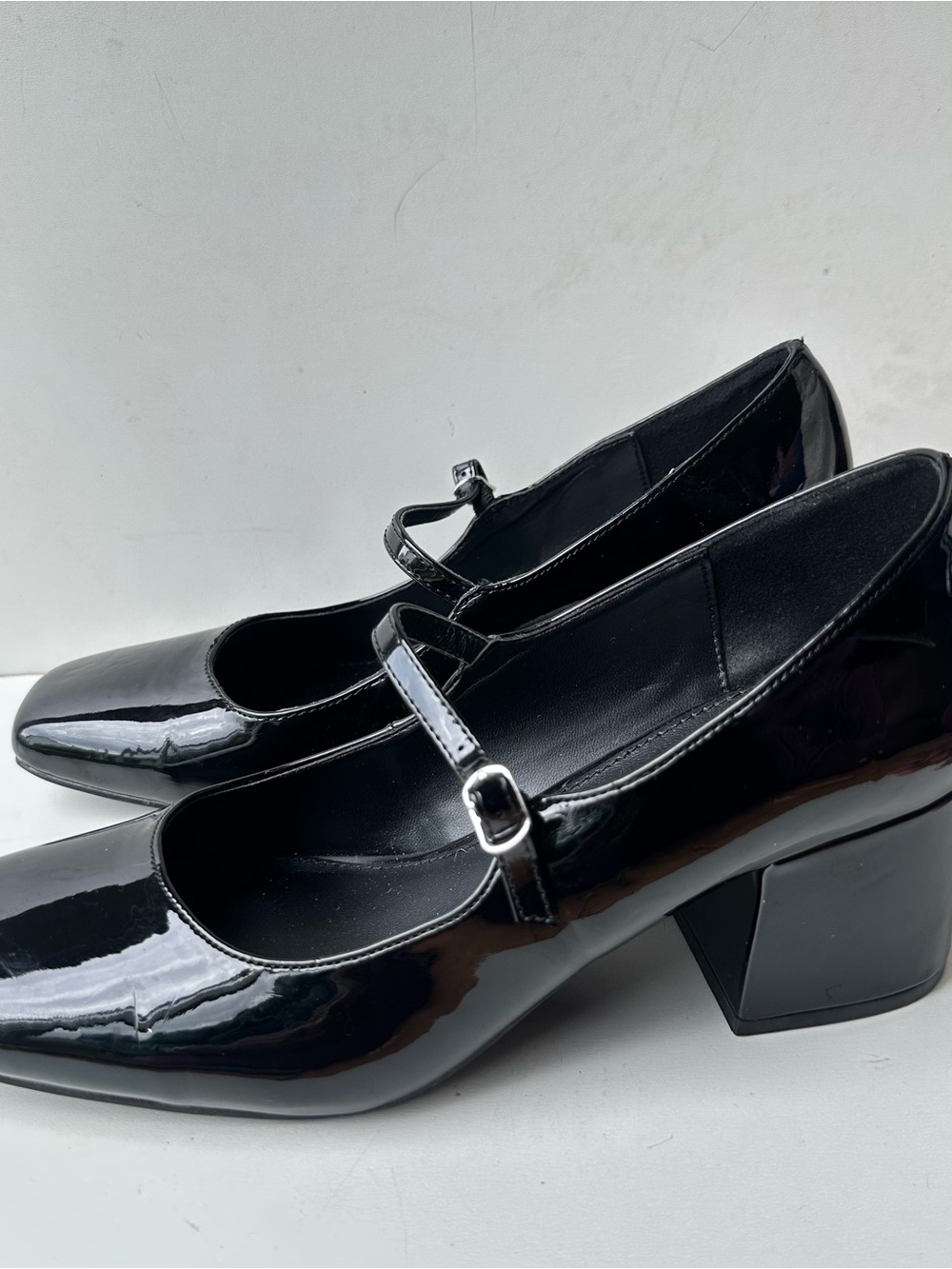 Steve Madden Black Patent Mary Jane Heels Womens Size 9M Block Heel Square Toe - Picture 3 of 9